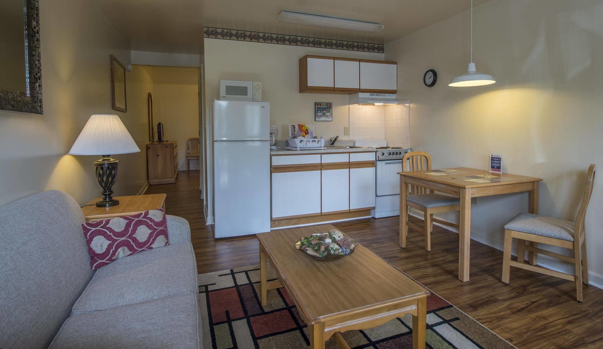Affordable Corporate Suites Of Lynchburg Luaran gambar
